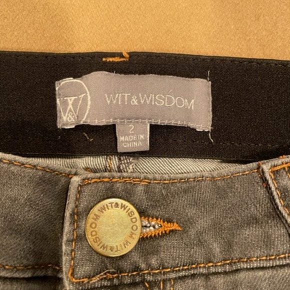 Wit & Wisdom Grey Skinny Denim Jeans - Size 2 - Picture 6 of 12